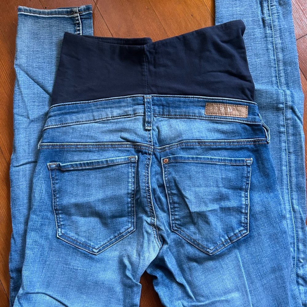 H&M Blue Maternity Jeans - Picture 3 of 3